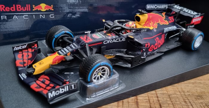 Preview of the first image of MiniChamps - 1:18 - Red Bull Racing Honda RB16B #33 Max Verstappen - Winner Belgian GP - Limited Ed.