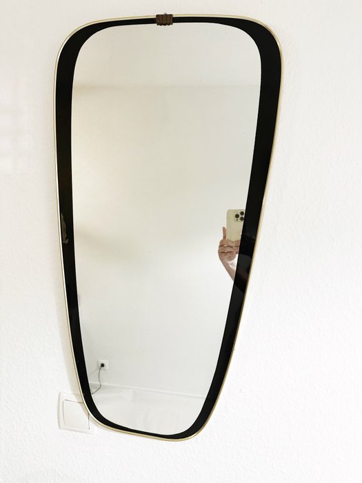 Specchiera, Specchio asimmetrico anni '60 - Catawiki