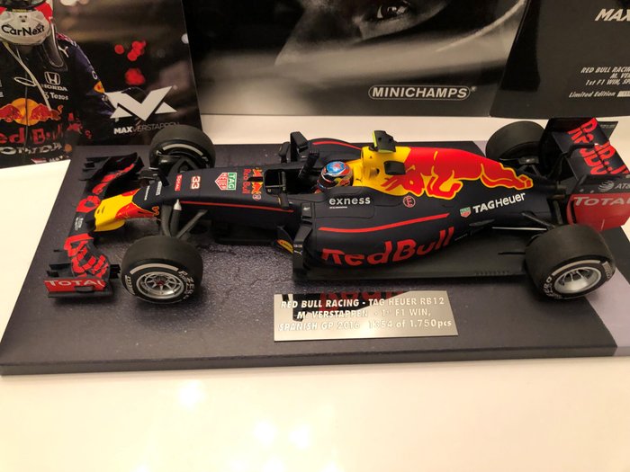 Preview of the first image of MiniChamps - 1:18 - Max Verstappen First race win GP Spanje 2016 fanshop edition.