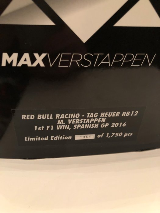 Image 3 of MiniChamps - 1:18 - Max Verstappen First race win GP Spanje 2016 fanshop edition