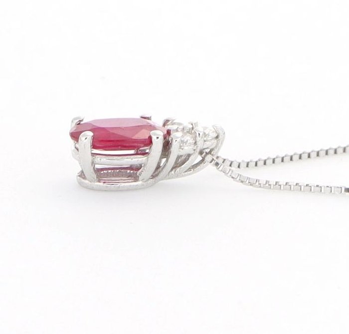 Image 2 of No Reserve Price - 18 kt. White gold - Necklace with pendant - 0.05 ct Diamond - Rubies