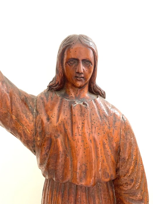 Image 2 of Sculpture, Blessing Christ (65 cm.) - Wood - 18th century