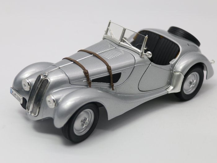 Image 3 of Ricko - 1:18 - BMW 327 Convertible from 1937