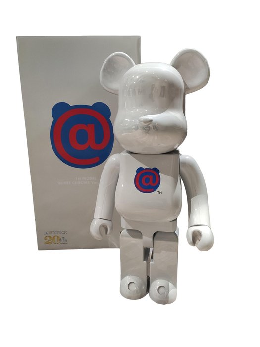 Preview of the first image of Medicom Toy - Bearbrick 1000% BEARBRICK LOGO - 1ST MODEL WHITE CHROME.