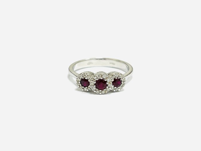 Preview of the first image of Astralia - 18 kt. White gold - Ring - 0.40 ct Ruby - Diamonds.