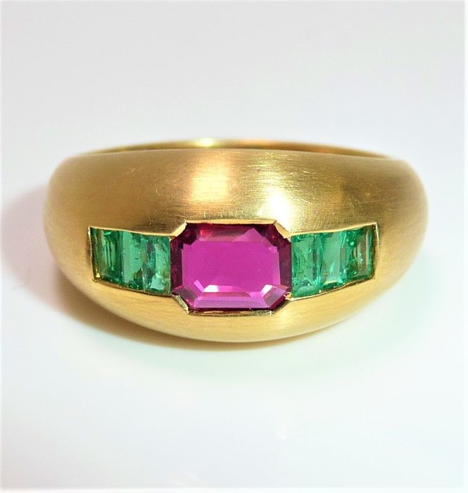 Image 2 of 18 kt. Yellow gold - Ring - 0.40 ct Ruby - 0.60 cents. emeralds