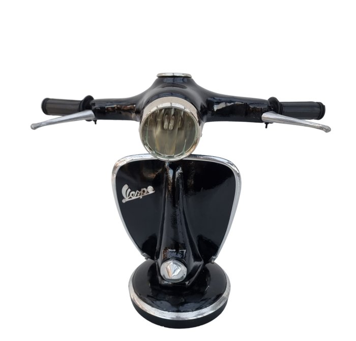 Preview of the first image of Lamp - Vespa Bureau Lamp - Vespa.