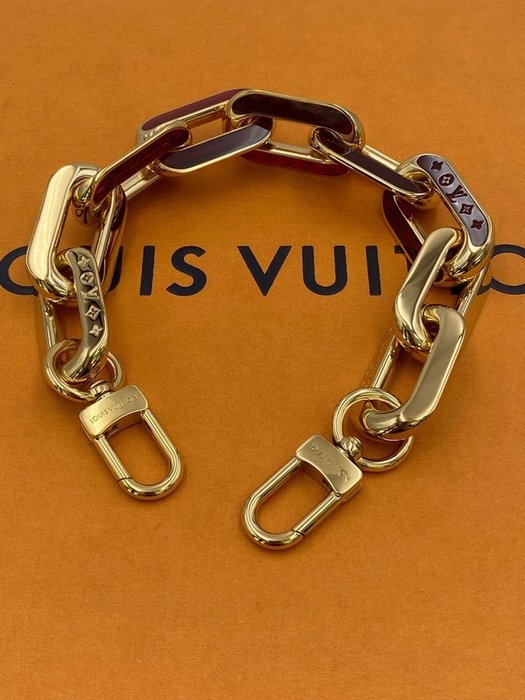 Louis Vuitton Chain Strap 