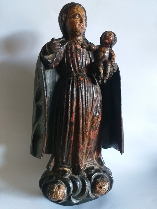 Preview of the first image of Sculpture, Devotional colonial carved sculpture of Virgin with child (1) - Baroque - elm wood - Mid.