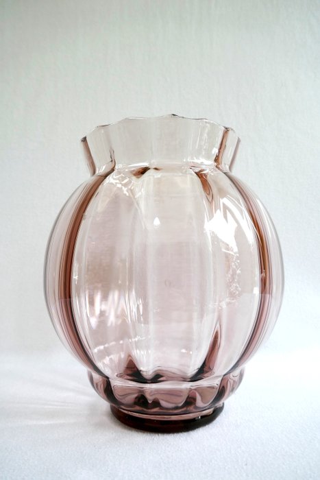 Doyen – Vaas – Optisch geblazen glas