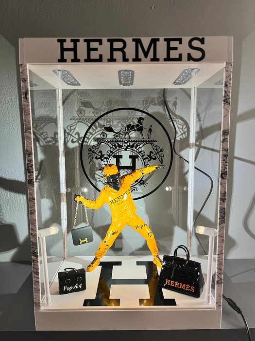 Image 3 of ORIMA Pop Art - BANKSY Bag led Showcase vs « HERMÈS Paris »