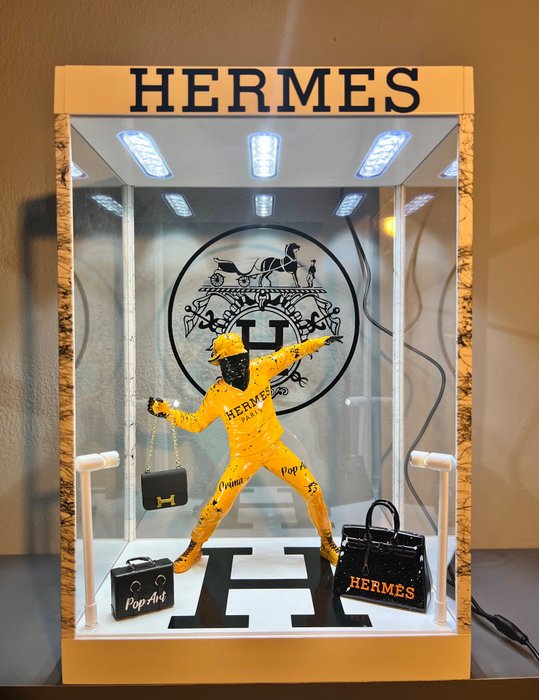 Preview of the first image of ORIMA Pop Art - BANKSY Bag led Showcase vs « HERMÈS Paris ».