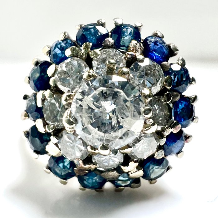 Preview of the first image of 18 kt. White gold - Ring - 0.70 ct - + 0.70 cents. sapphires.
