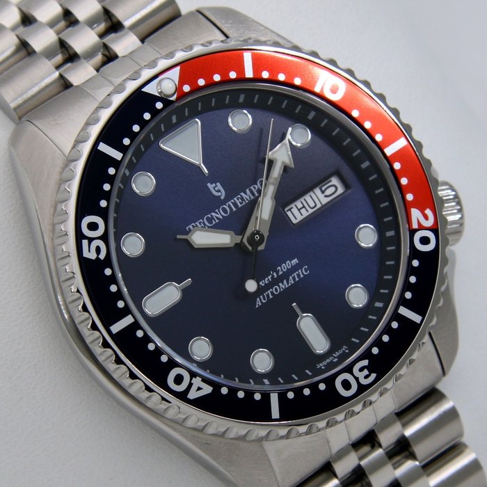 Image 2 of Tecnotempo - Diver's Automatic 200M WR - Limited Edition - - TT.200.BLS (Blue/Red) - Jubilee band -
