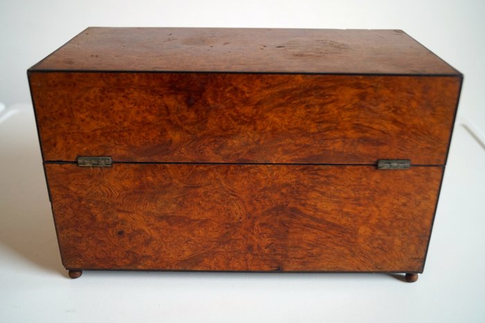 Image 2 of Jewellery box - wood-briar - Second half 19th century