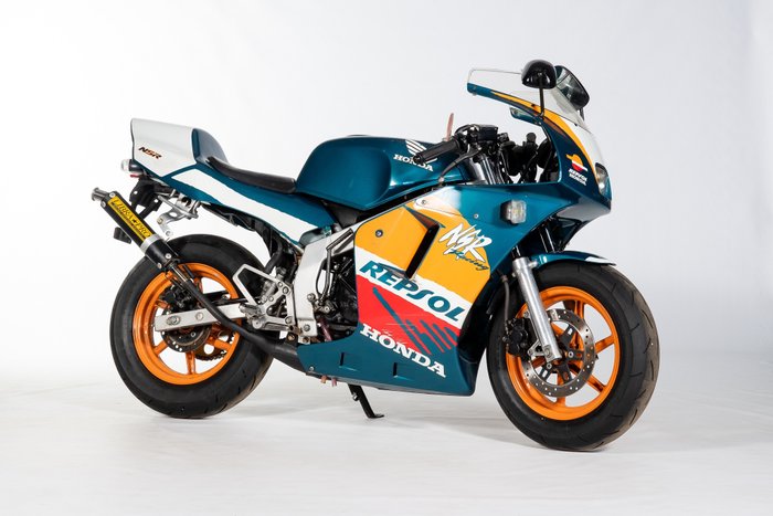 Preview of the first image of Honda - NSR 50 - Repsol Limited Edition - Mick Doohan - NO RESERVE - 49 cc - 1999.