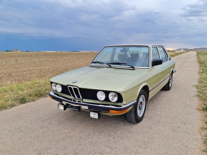 Image 2 of BMW - 518 Deluxe (E12) - 1980