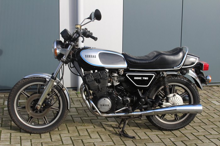 Yamaha - XS 750 - 1977
