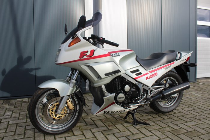 Image 2 of Yamaha - FJ1200 - 1988
