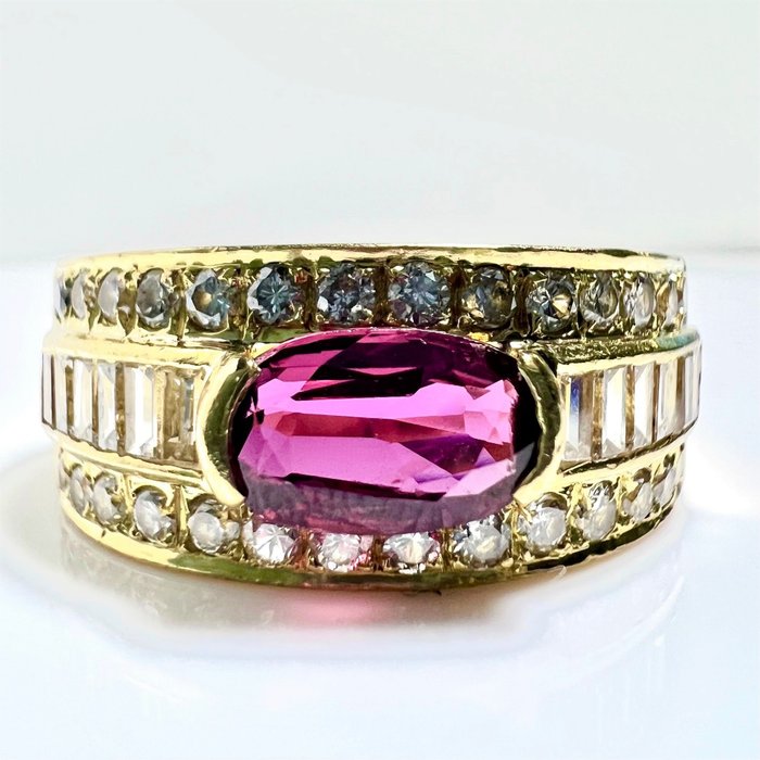 Preview of the first image of 18 kt. Yellow gold - Ring - 1.12 ct Diamond - 0.70 ruby.
