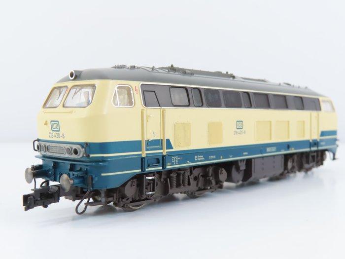 Preview of the first image of Fleischmann H0 - 7 4233 - Diesel-hydraulic locomotive - BR 218 "Full sound" - DB.