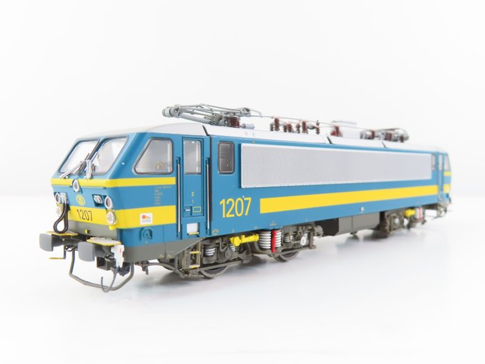 Preview of the first image of L.S.Models H0 - 12 088 - Electric locomotive - Series 12 With Magelan logo - NMBS.