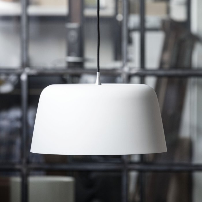 Loevschall Hans Thyge & Co. - Lampe à suspendre - Suspension Noir Ø440 - Version blanche - Métal
