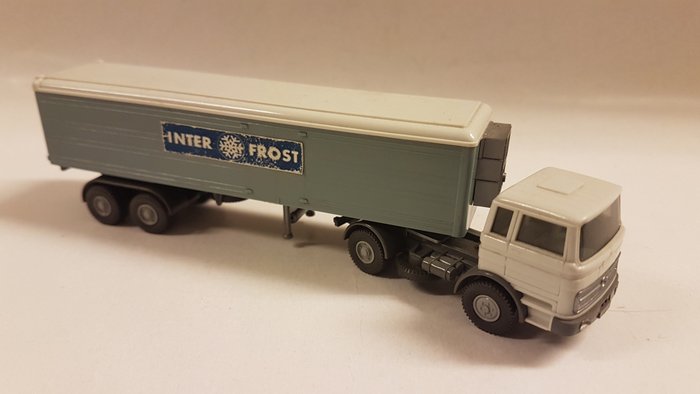 Image 2 of Wiking 1:87 - Model cars - Trucks, documentation and parts