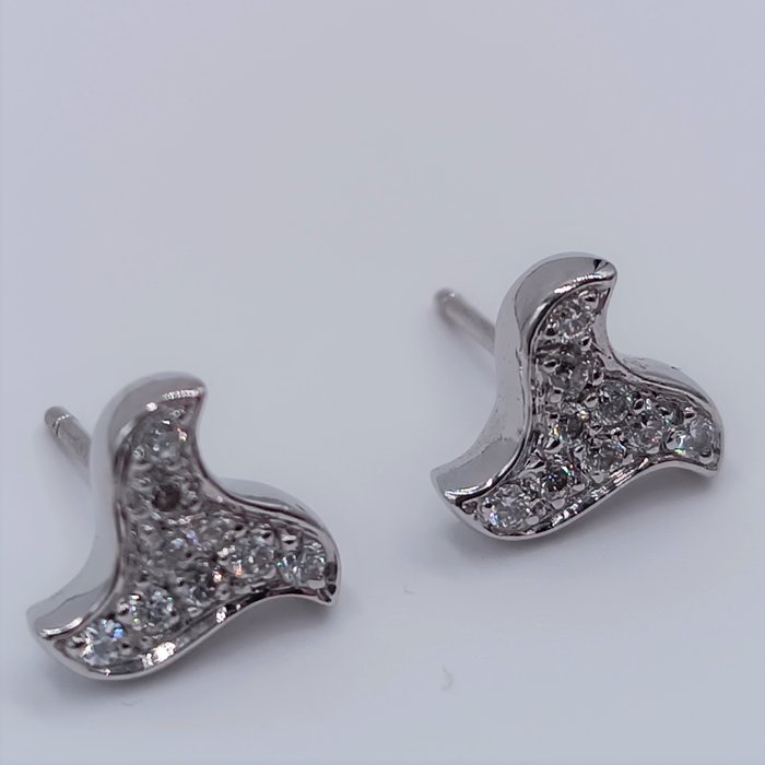 Preview of the first image of Vasari - 18 kt. White gold - Earrings - 0.31 ct Diamond.