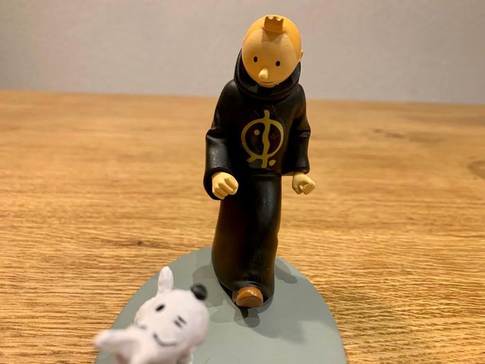 Image 3 of Tintin - Figurine Moulinsart 42290 - Tintin en toge - Version colorisée - (2022)
