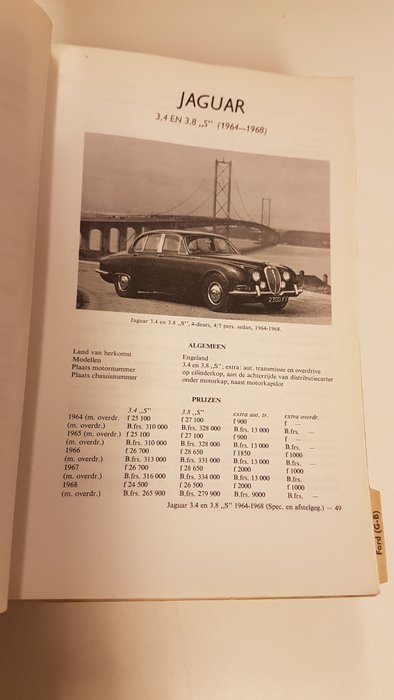 Image 3 of Books - 134 x Engelse merken Olyslager Technische Handboeken vanaf jaren 40 - Ford, Jaguar, Engelse