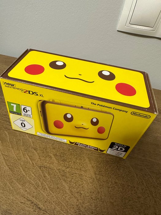 Nintendo - 2DS XL - Pikachu version - 電子遊戲機 - 帶原裝盒