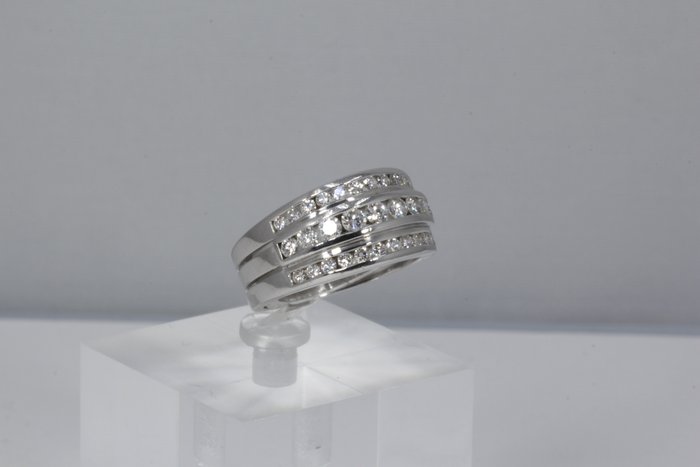 Image 3 of 18 kt. Gold - Ring Diamond - Diamonds