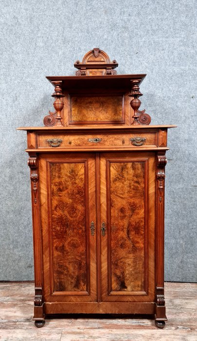 Preview of the first image of Cabinet, Walnut and burl cabinet, a so-called Vertiko - Walnut - Late 19th century.