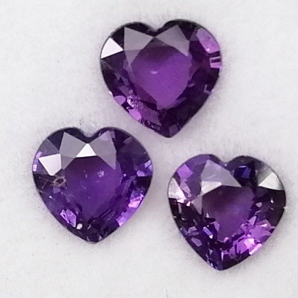3 pcs  Purple Sapphire - 1.56 ct