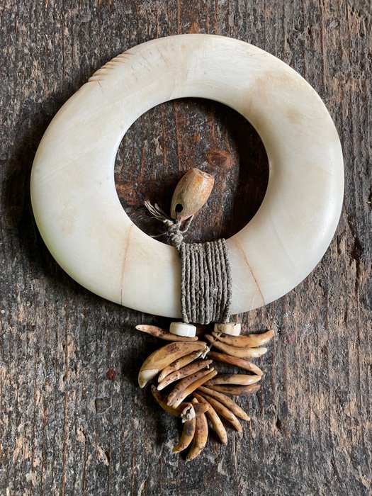 貝殼錢戒指 (1) - 殼 - Yuah Ring - Abelam - 巴布亞紐幾內亞 