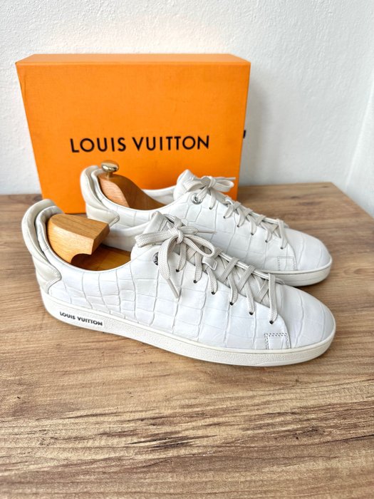 Louis Vuitton White Monogram Leather Beverly Hills Sneakers Size 44 Louis  Vuitton