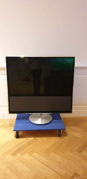 Bang & Olufsen - TV cu ecran plat