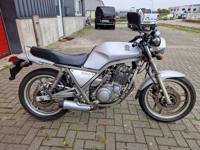 Yamaha - SRX-6 - 600 cc - 1990