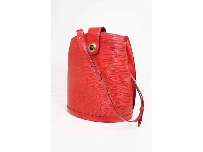LV Cluny Shoulder Bag EPI Leather Used Excellent