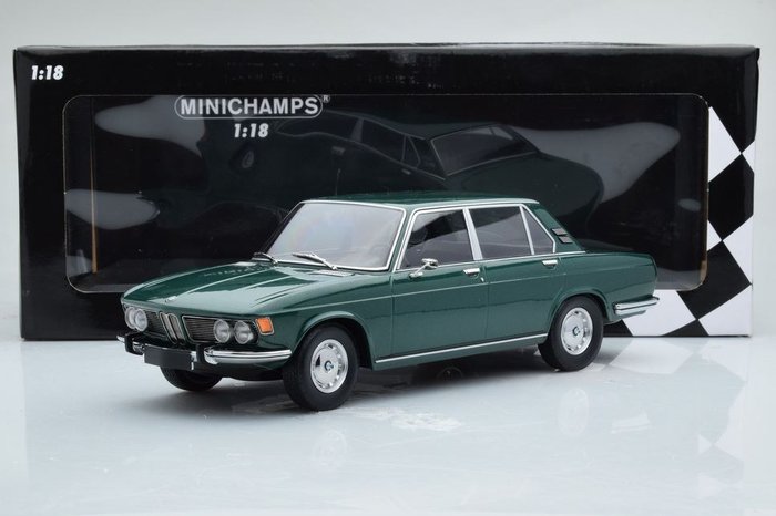 MiniChamps 1:18 - Model sedan - BMW 2500 1968 - Limited Edition of 504 pcs.