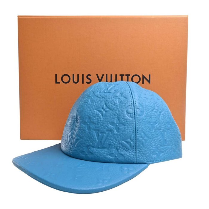 Louis Vuitton - Bonnet M70009 - Hat - Catawiki