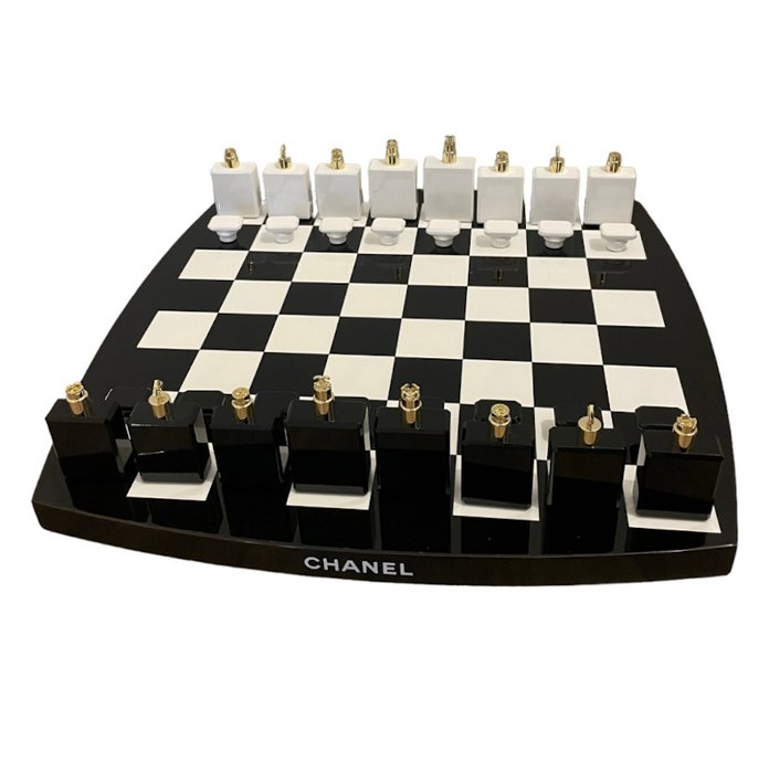 Chanel Schach - Catawiki