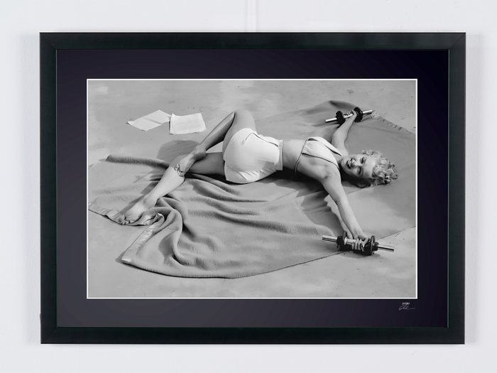 Marilyn Monroe - Los Angeles 1953 - Fine Art Photography - Luxury Wooden Framed 70X50 cm - Limited Edition Nr 01 of 30 - Serial ID 30762 - Original Certificate (COA), Hologram Logo Editor and QR Code