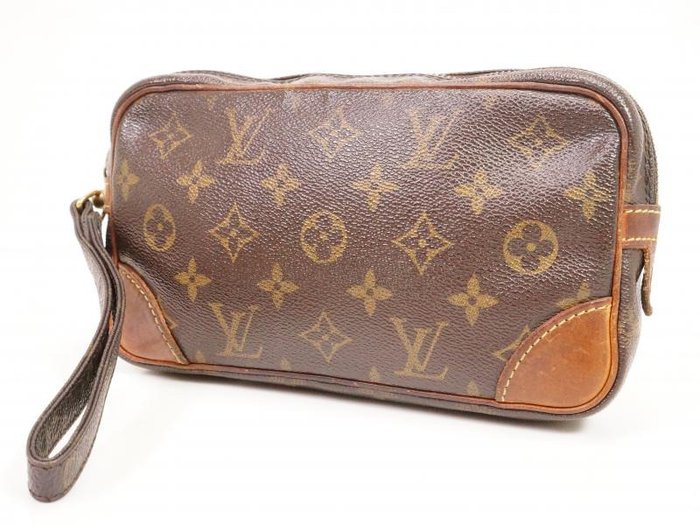 Marly dragonne leather clutch bag Louis Vuitton Brown in Leather