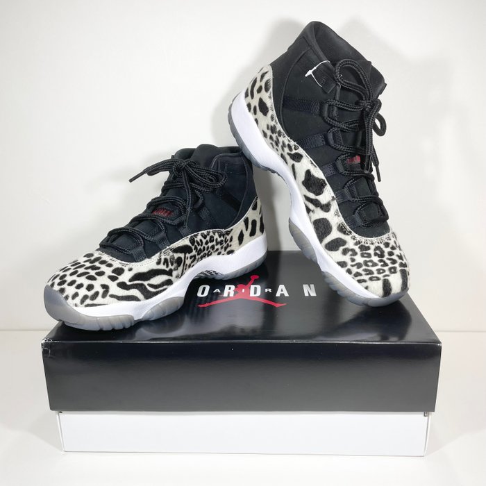 Air Jordan - Air Jordan 11 Animal Instinct - Sneakers - Size: Shoes / EU 44.5
