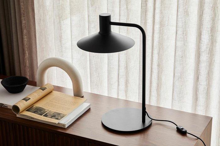 Frandsen Friis & Moltke - Table lamp (1) - Minneapolis - Metal