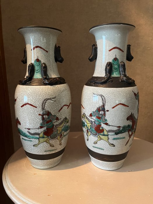 Vaso - Porcellana - Cina - XX secolo