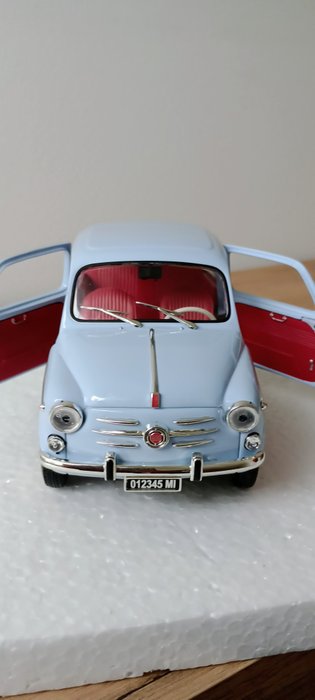 Solido 1:18 - 1 - Voiture miniature - Fiat 600 berlina - Catawiki