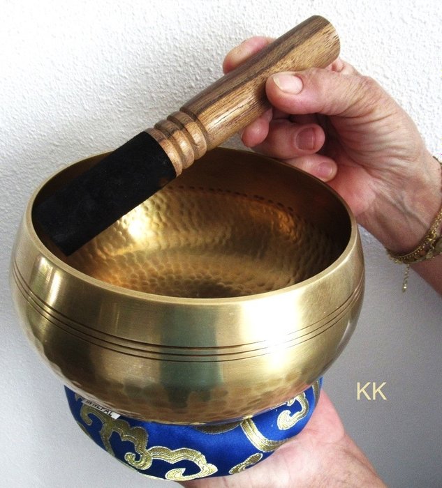 Singing bowl - Nepal - Large 15 cm original handmade "Zen" - New 3-piece set - 7 metal Bronze - 2024